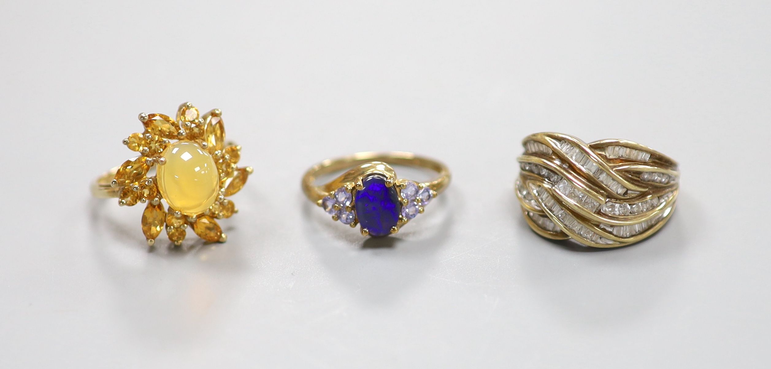 Three 9ct gold rings